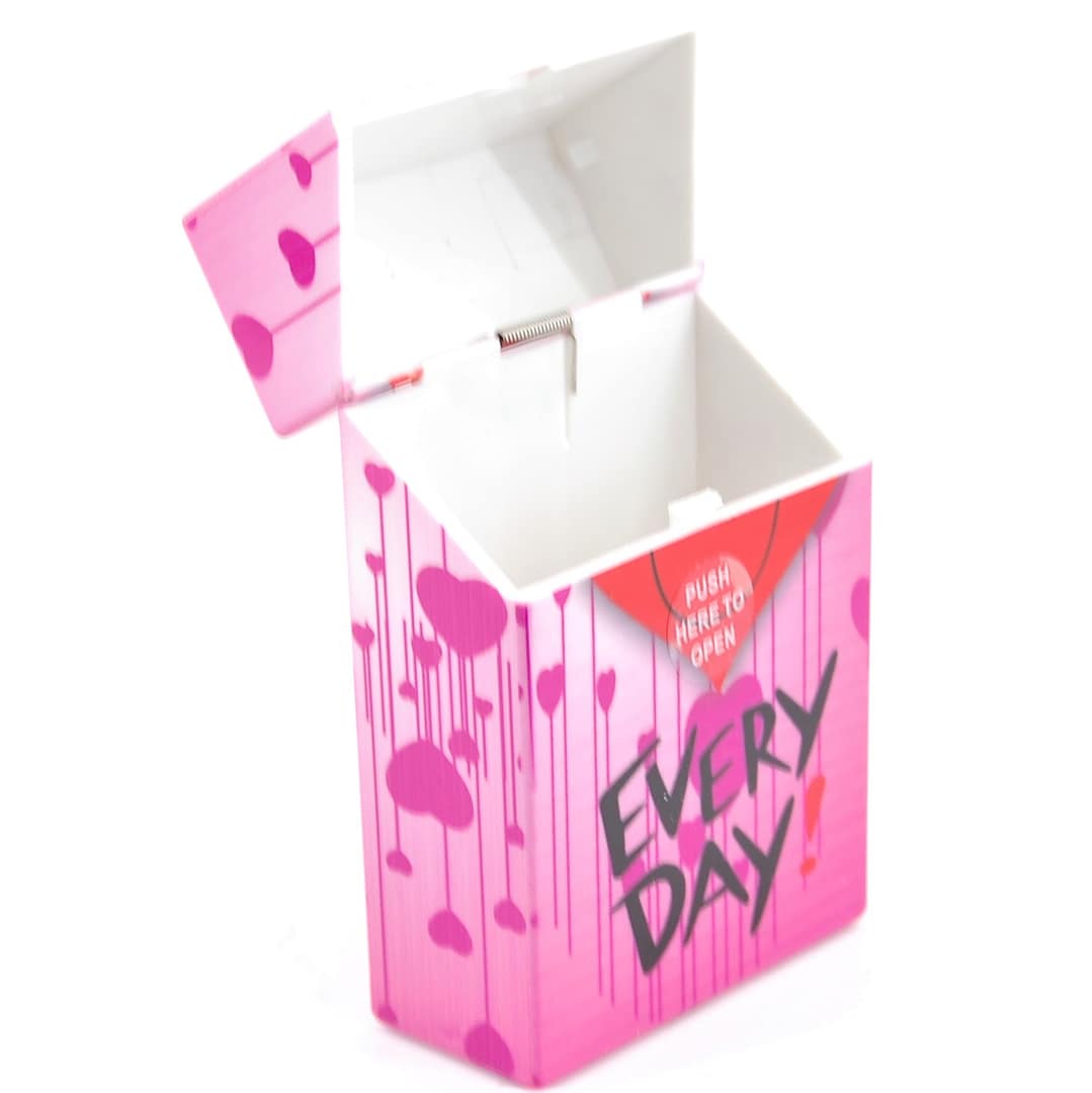 Krabička na cigarety plastová T-30-plastová- srdiečka