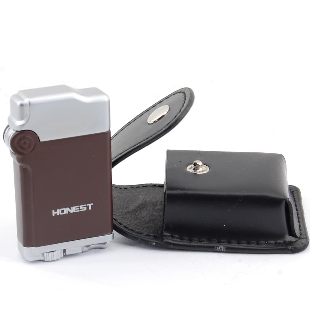 HONEST Zapaľovač+ puzdro PT084-3F- Tryskový/ Hnedý 3 HONEST Zapaľovač+ puzdro PT084-3F- Tryskový/ Hnedý