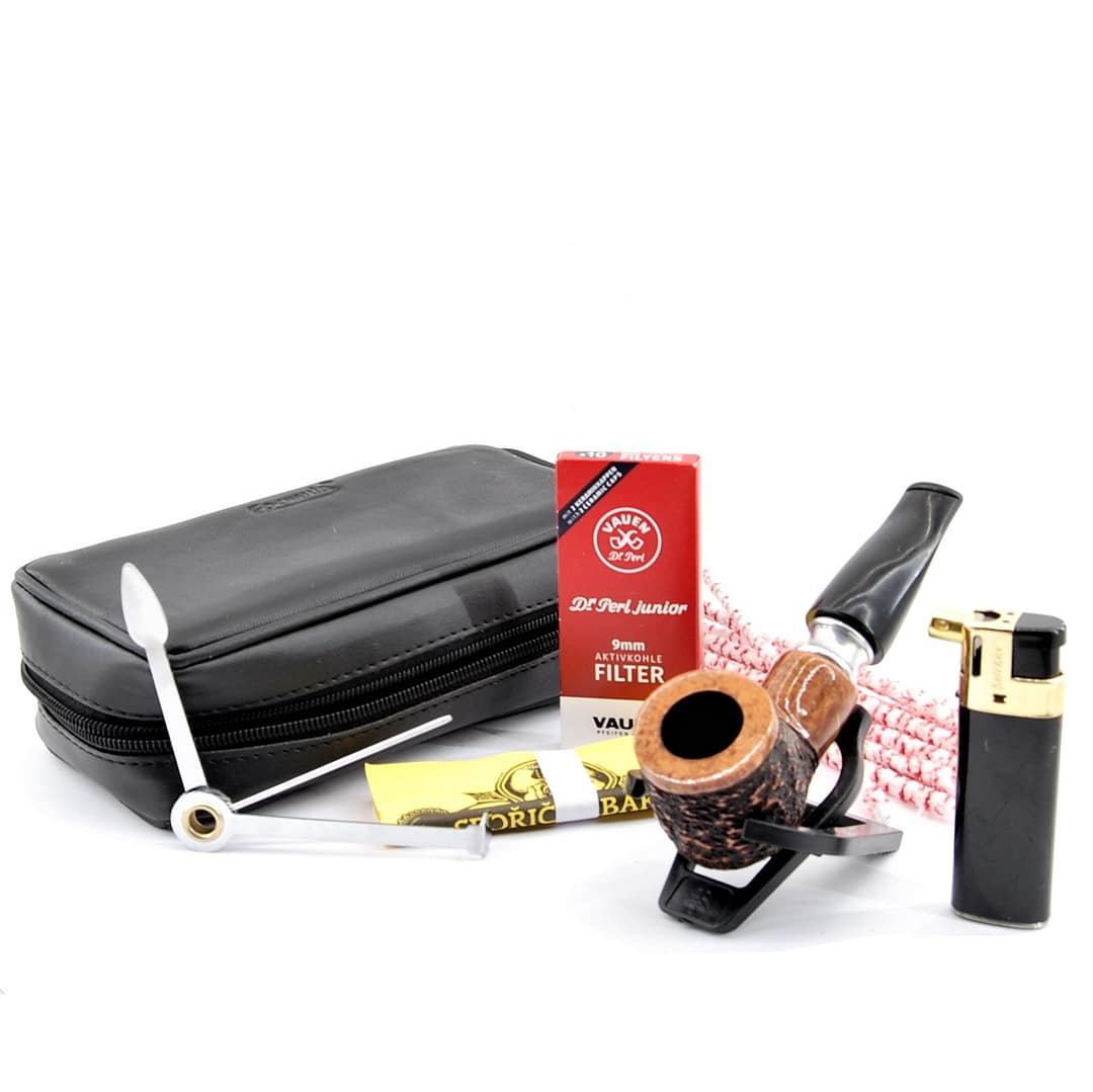 Mr. Brog  Fajkový set- Drevená fajka, zapaľovač,  puzdro, čistiace tyčinky, dusitko, filtre, sporič, stojan- 2-69-1