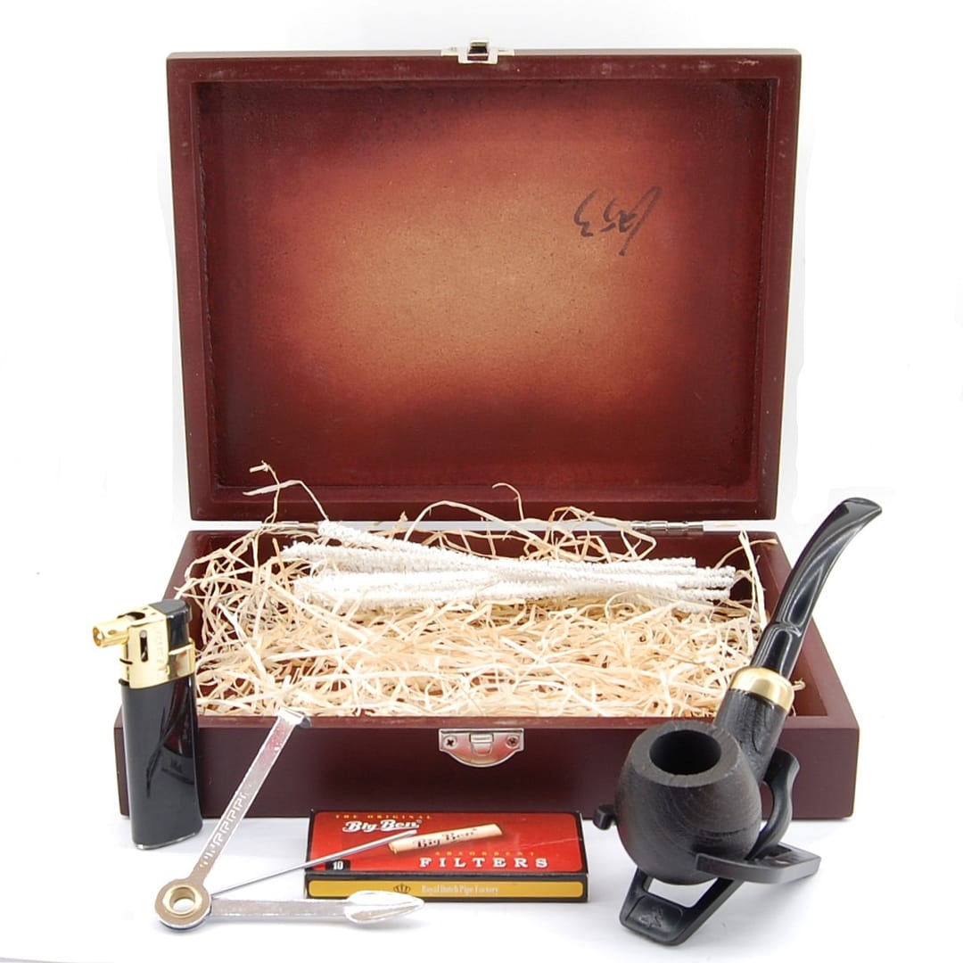 Mr. Brog  Fajkový set- Drevená fajka, zapaľovač, čistiace tyčinky, dusitko, filtre, stojan- 24-15