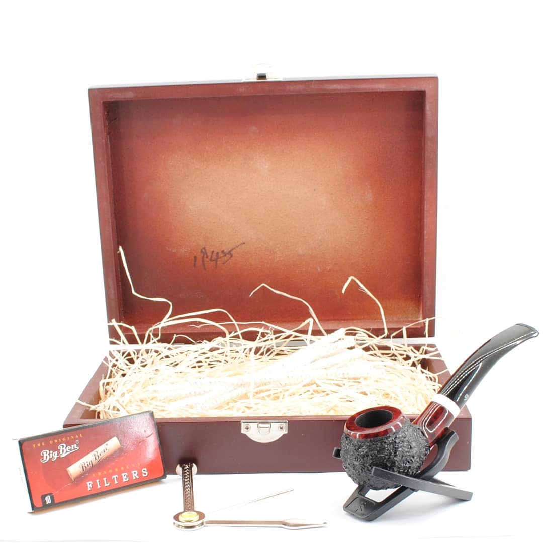 Mr. Brog Fajkový set- Drevená fajka, čistiace tyčinky, dusitko, filtre, stojan- 82-19 1 Mr. Brog Fajkový set- Drevená fajka, čistiace tyčinky, dusitko, filtre, stojan- 82-19