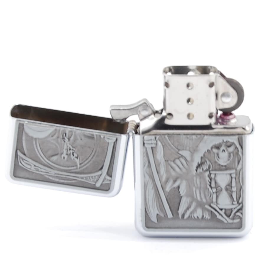 GENTELO  Benzínový Zapaľovač 3-2027D-Strieborný / Lebka