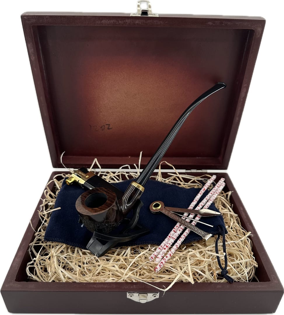 Mr. Brog Fajkový set- Drevená fajka, zapaľovač, čistiace tyčinky, dusitko 92-4 1 Mr. Brog Fajkový set- Drevená fajka, zapaľovač, čistiace tyčinky, dusitko 92-4